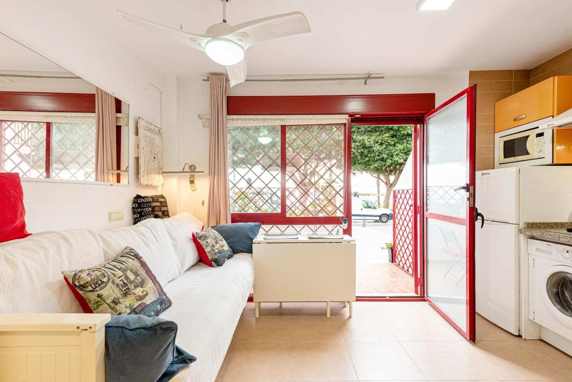 Casita Playa Apartment Малага Екстериор снимка